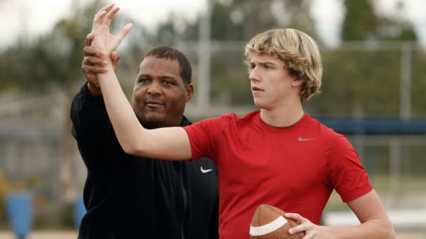 Gurus or Frauds? With proliferation of private QB coaches comes important question: how much does it actually help?